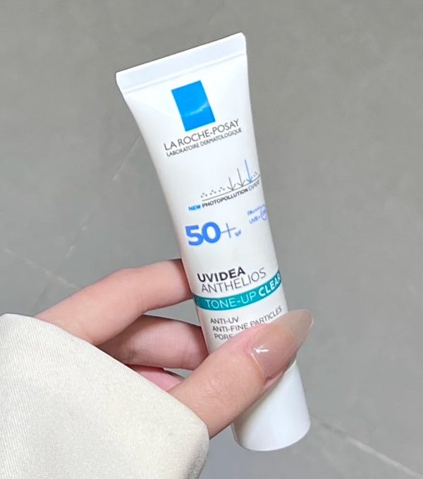 LA ROCHE-POSAY 理膚寶水 全護極致抗油光防曬亮白乳 30ml：圖片 2