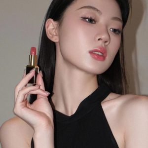 TOM FORD 設計師絲絨霧光唇膏 3.3g #19