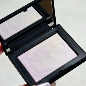 NARS 裸光幻彩蜜粉餅 10g #AURORA（歐若拉限定版）